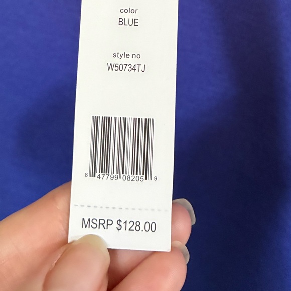 W118 by Walter Baker Mark Top Blue Indigo Peplum Sleeveless Zip-Up Back Sz M NWT - Picture 16 of 16